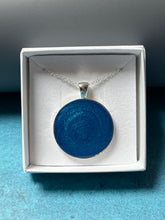 Load image into Gallery viewer, Medium round Sea blue resin pendant
