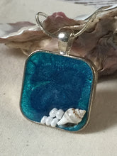 Load image into Gallery viewer, SQUARE OCEAN BLUE PENDANT WITH SEASHELL AND BEADS
