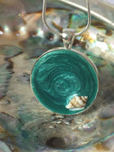 Load image into Gallery viewer, Pendant - Aquamarine with Seashell

